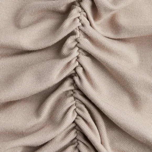 H&M Cap-Sleeved Top - Picture 3 of 4